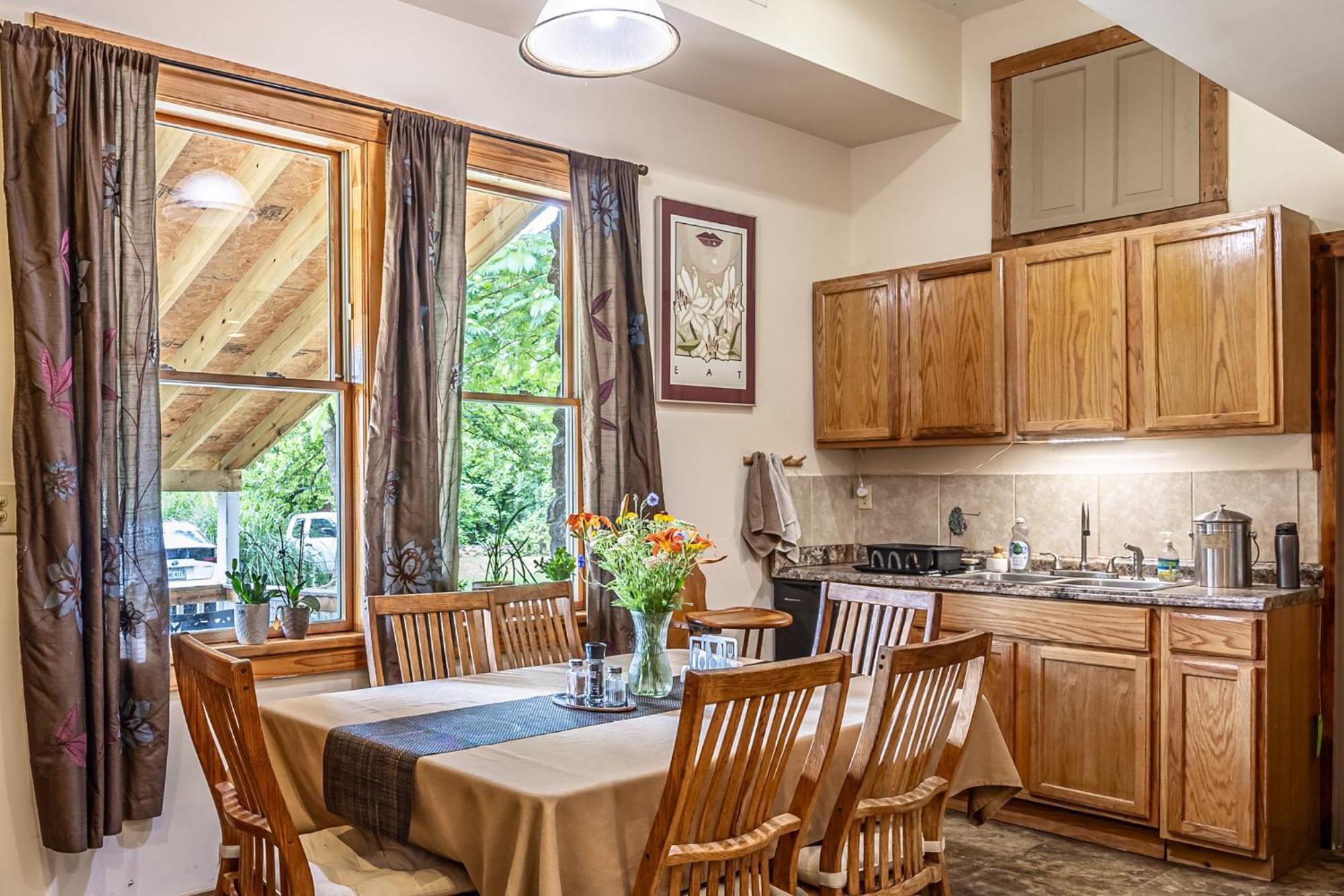 Bliss Point Farm And B&B, Llc Earlysville Esterno foto